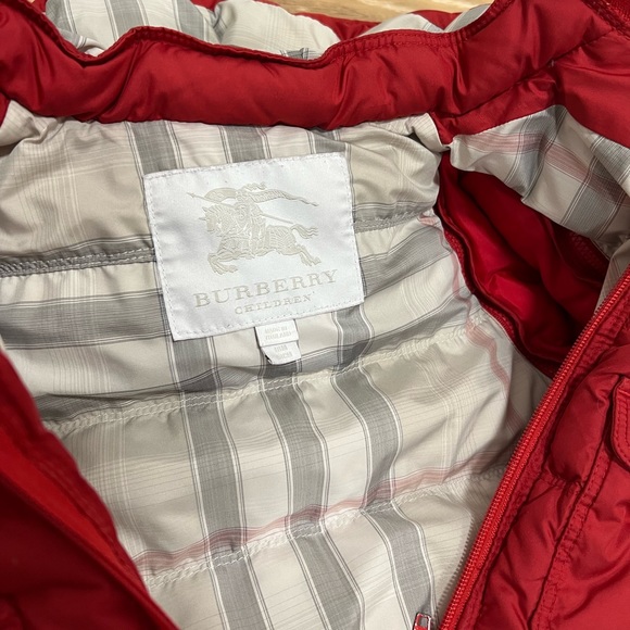 Burberry - boys 2 in 1 jacket. Red colour size 18months - Picture 4 of 14